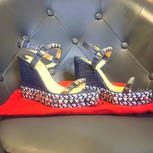 Christian Louboutin Pyraclou 37 Denim